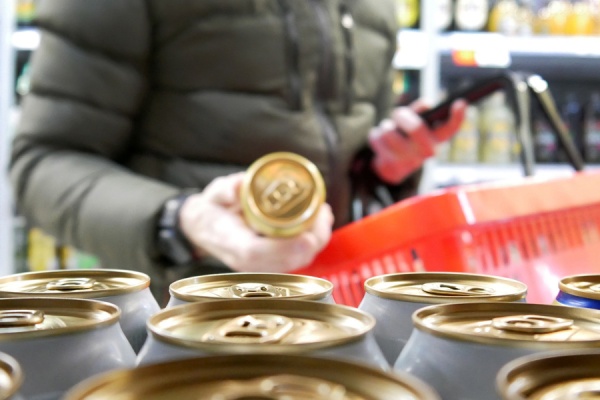 Beyond Dry January: Why 49% of Americans Are Drinking Less and What Beverage Brands Should Do About It