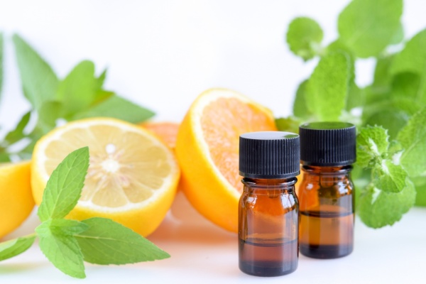 The Advantages of Flavoring Your Natural, Functional Beverage with Extracts